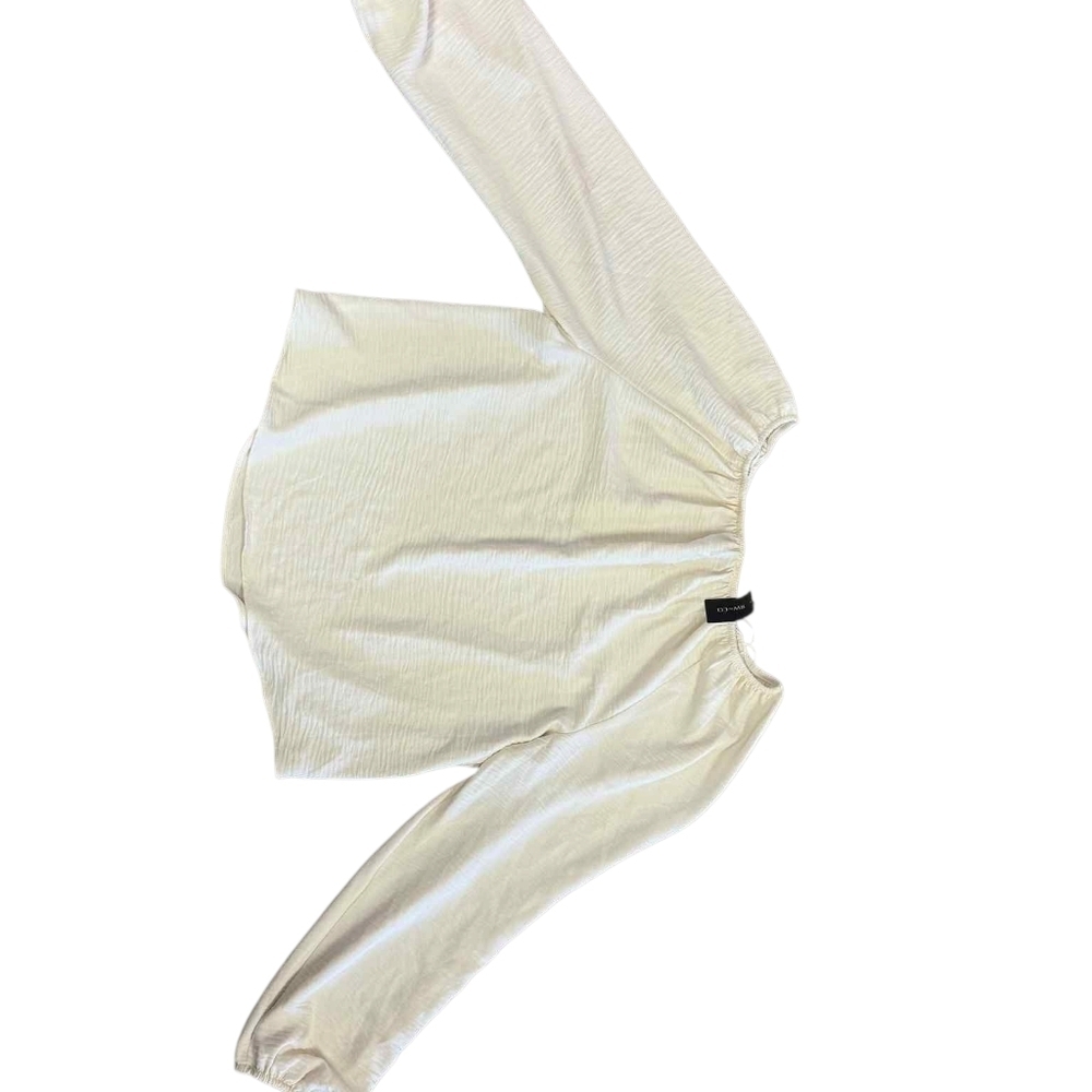 RW&CO NWT Off The Shoulder Long Sleeve Blouse Creme Textured Elegant Size Small - Picture 4 of 8
